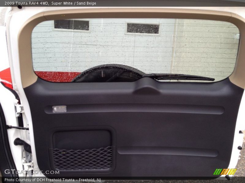 Super White / Sand Beige 2009 Toyota RAV4 4WD
