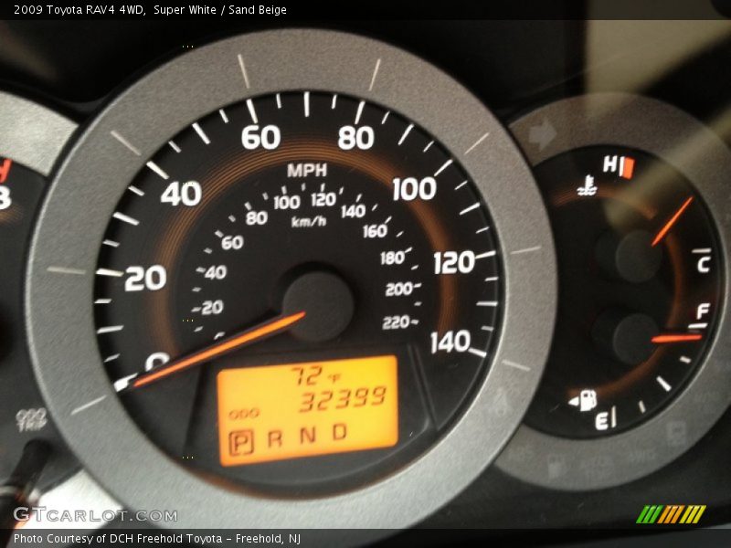 Super White / Sand Beige 2009 Toyota RAV4 4WD