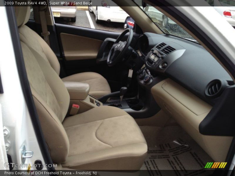 Super White / Sand Beige 2009 Toyota RAV4 4WD