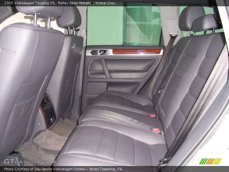 Reflex Silver Metallic / Kristal Grey 2005 Volkswagen Touareg V6