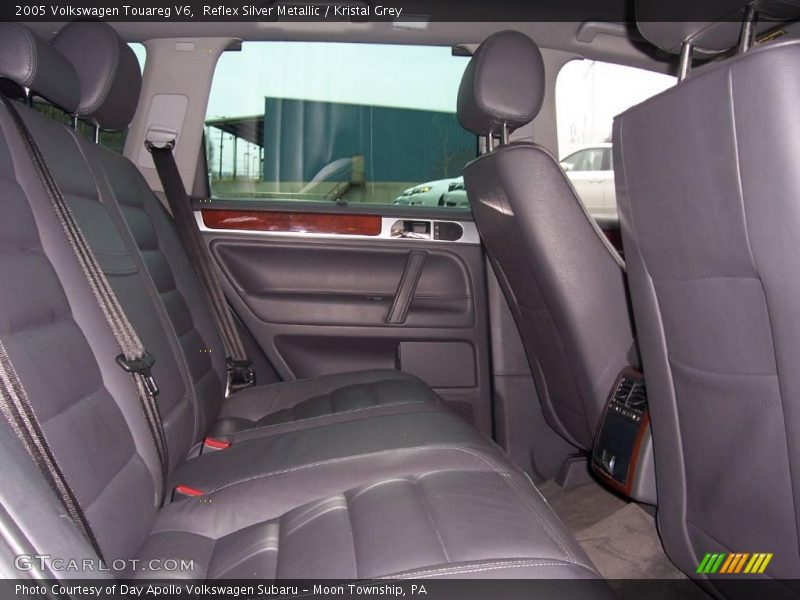 Reflex Silver Metallic / Kristal Grey 2005 Volkswagen Touareg V6