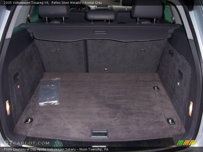 Reflex Silver Metallic / Kristal Grey 2005 Volkswagen Touareg V6