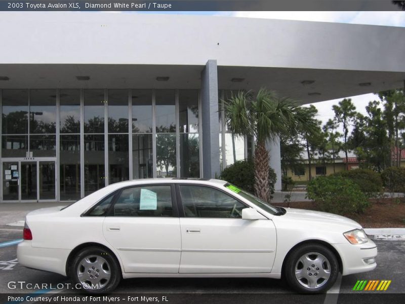 Diamond White Pearl / Taupe 2003 Toyota Avalon XLS