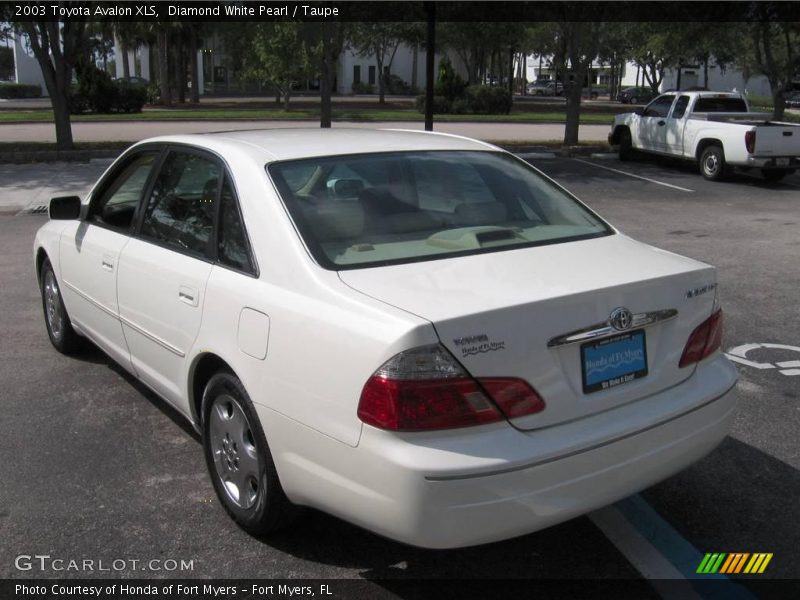 Diamond White Pearl / Taupe 2003 Toyota Avalon XLS