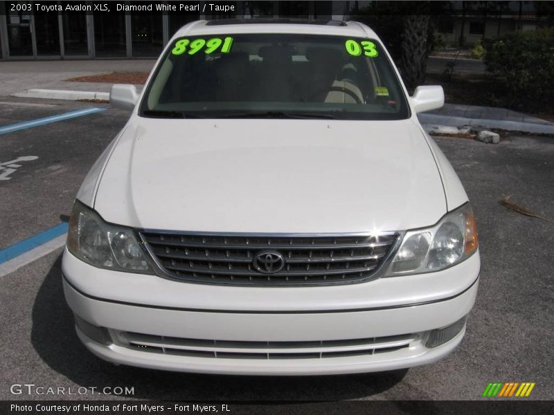 Diamond White Pearl / Taupe 2003 Toyota Avalon XLS