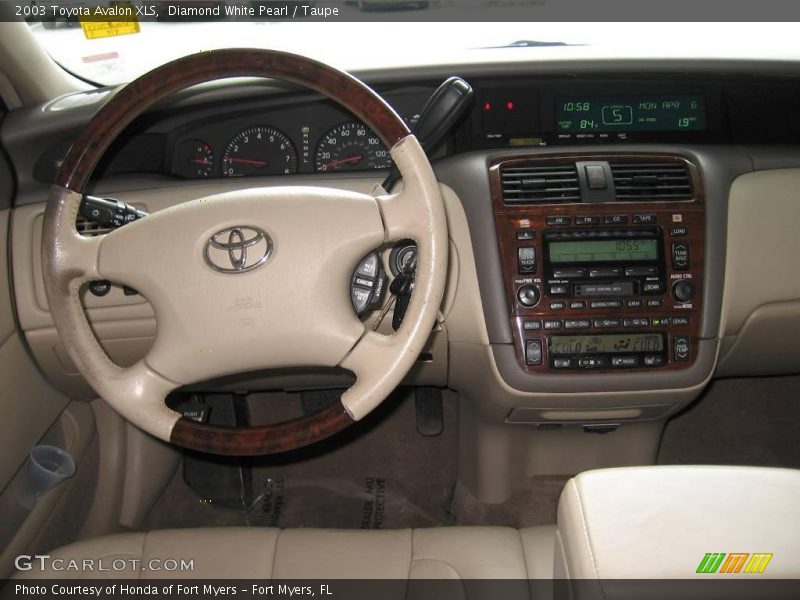 Diamond White Pearl / Taupe 2003 Toyota Avalon XLS
