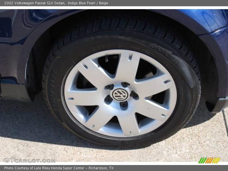 Indigo Blue Pearl / Beige 2002 Volkswagen Passat GLX Sedan