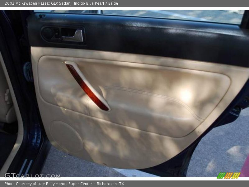 Indigo Blue Pearl / Beige 2002 Volkswagen Passat GLX Sedan