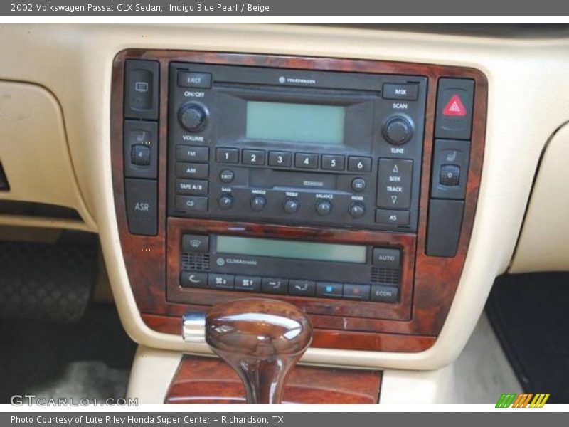 Indigo Blue Pearl / Beige 2002 Volkswagen Passat GLX Sedan