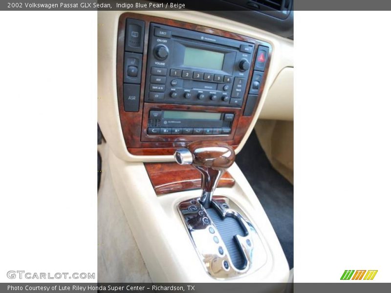 Indigo Blue Pearl / Beige 2002 Volkswagen Passat GLX Sedan