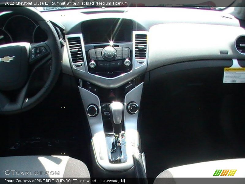 Summit White / Jet Black/Medium Titanium 2012 Chevrolet Cruze LS