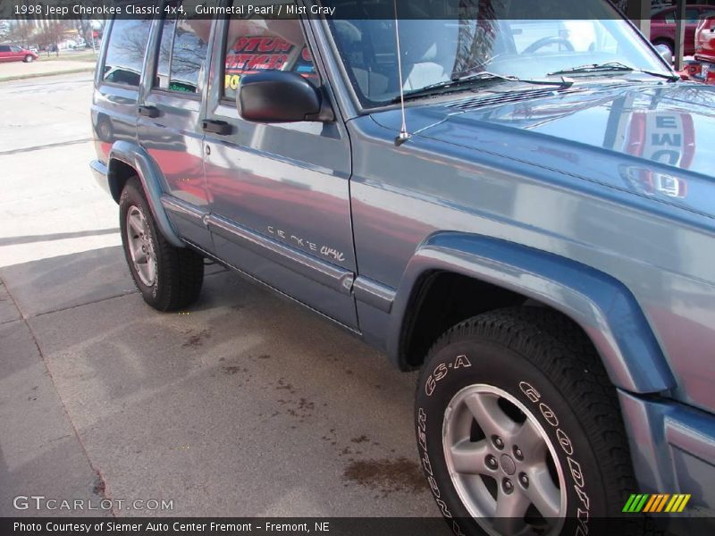 Gunmetal Pearl / Mist Gray 1998 Jeep Cherokee Classic 4x4