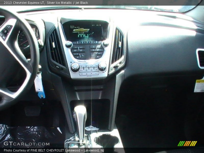 Silver Ice Metallic / Jet Black 2013 Chevrolet Equinox LT