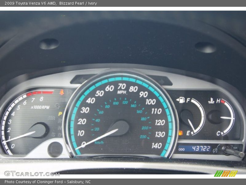 Blizzard Pearl / Ivory 2009 Toyota Venza V6 AWD