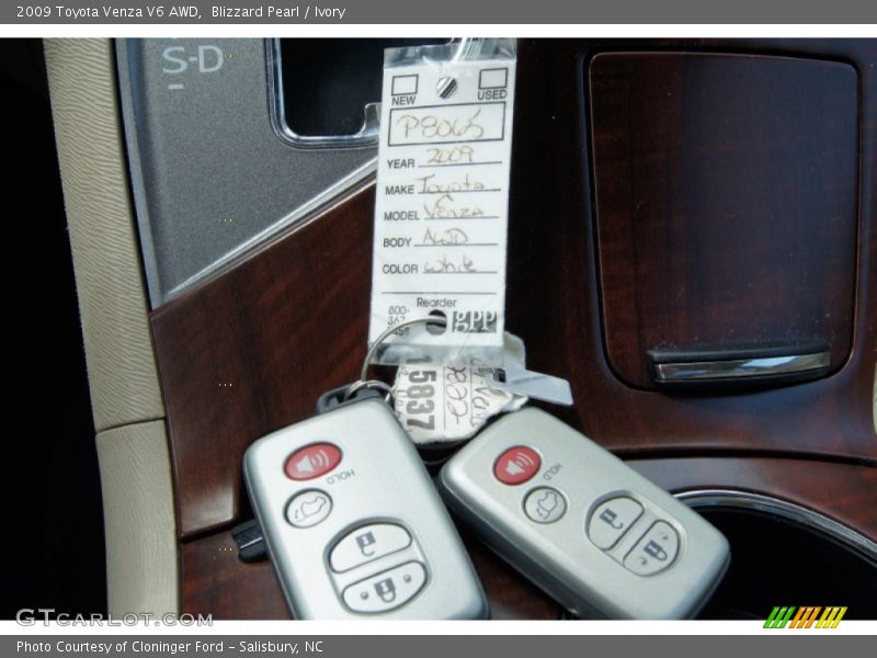 Blizzard Pearl / Ivory 2009 Toyota Venza V6 AWD