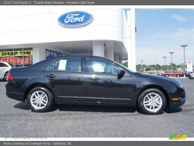 Tuxedo Black Metallic / Medium Light Stone 2012 Ford Fusion S