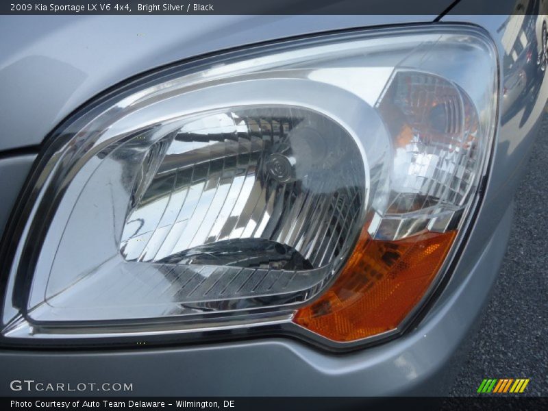 Bright Silver / Black 2009 Kia Sportage LX V6 4x4