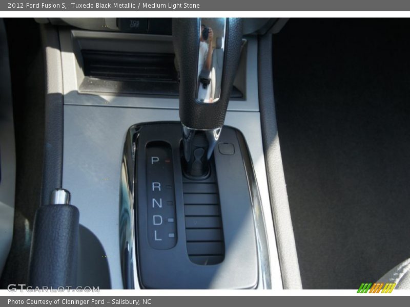 Tuxedo Black Metallic / Medium Light Stone 2012 Ford Fusion S