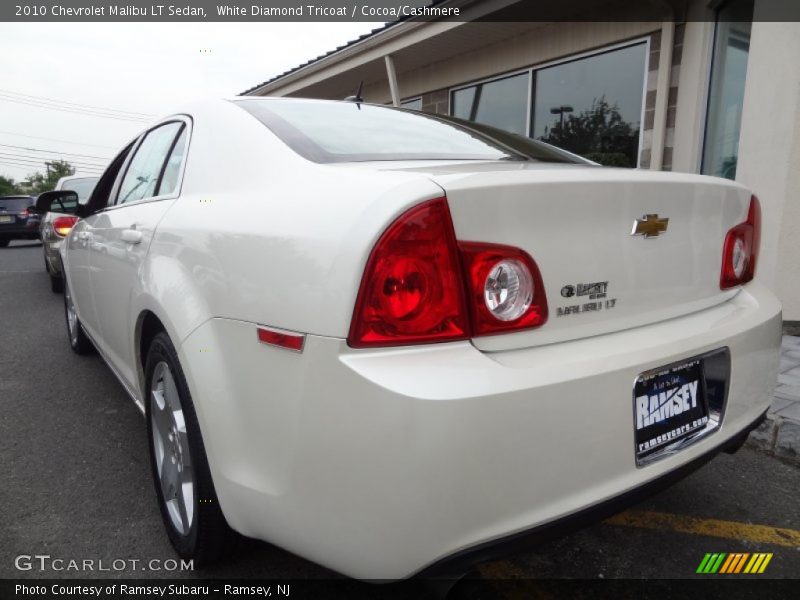 White Diamond Tricoat / Cocoa/Cashmere 2010 Chevrolet Malibu LT Sedan