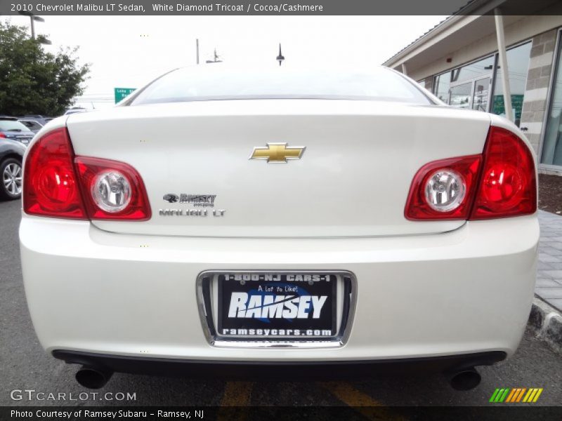 White Diamond Tricoat / Cocoa/Cashmere 2010 Chevrolet Malibu LT Sedan