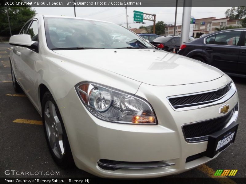 White Diamond Tricoat / Cocoa/Cashmere 2010 Chevrolet Malibu LT Sedan