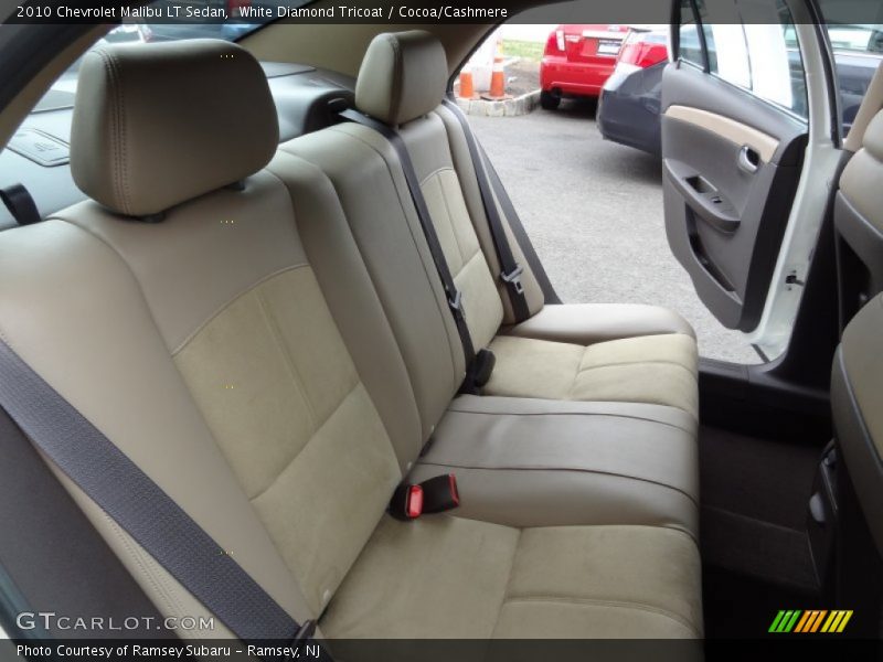 White Diamond Tricoat / Cocoa/Cashmere 2010 Chevrolet Malibu LT Sedan