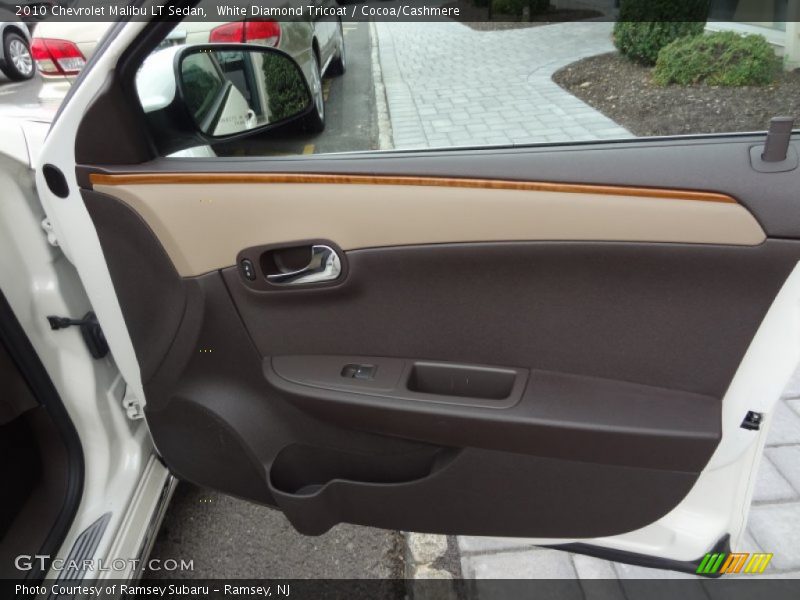 Door Panel of 2010 Malibu LT Sedan