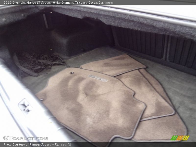 White Diamond Tricoat / Cocoa/Cashmere 2010 Chevrolet Malibu LT Sedan