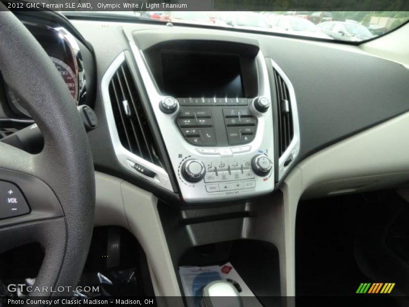 Olympic White / Light Titanium 2012 GMC Terrain SLE AWD