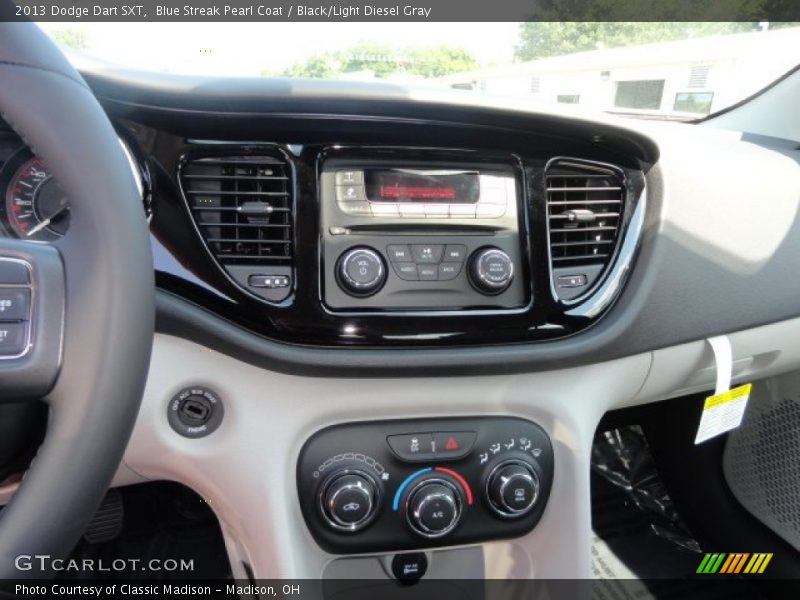 Controls of 2013 Dart SXT