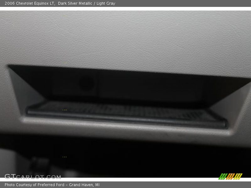 Dark Silver Metallic / Light Gray 2006 Chevrolet Equinox LT