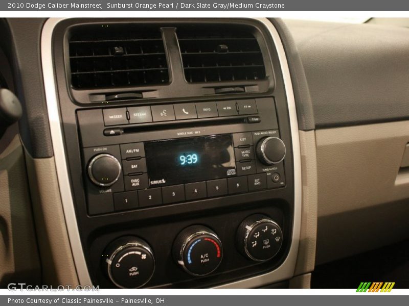 Sunburst Orange Pearl / Dark Slate Gray/Medium Graystone 2010 Dodge Caliber Mainstreet