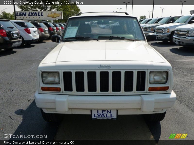 Stone White / Camel Beige 2000 Jeep Cherokee Classic