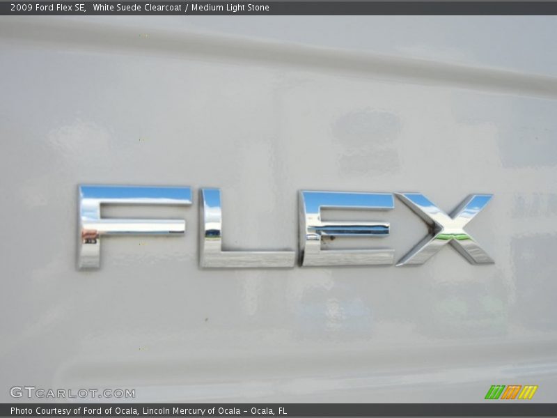 White Suede Clearcoat / Medium Light Stone 2009 Ford Flex SE