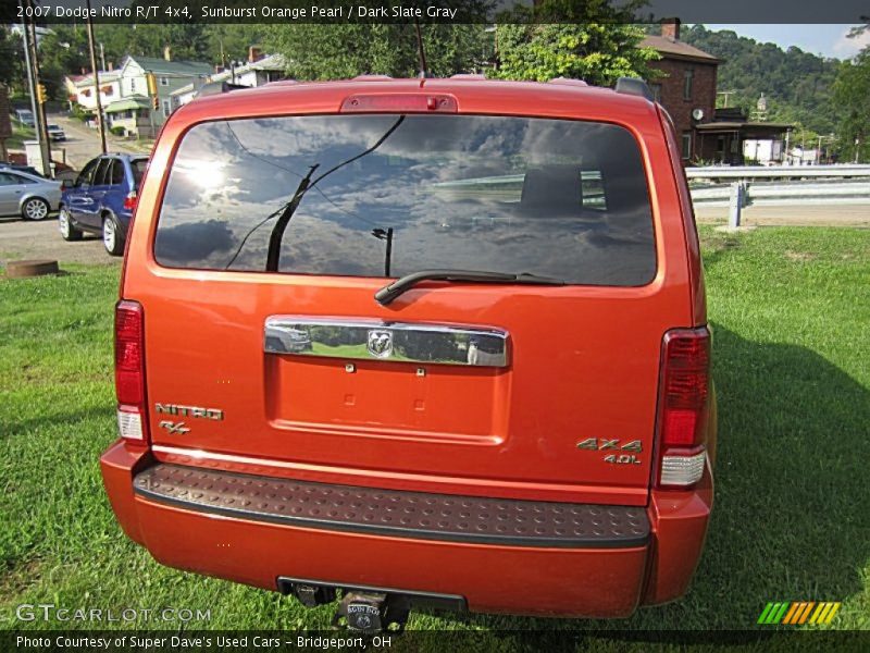 Sunburst Orange Pearl / Dark Slate Gray 2007 Dodge Nitro R/T 4x4