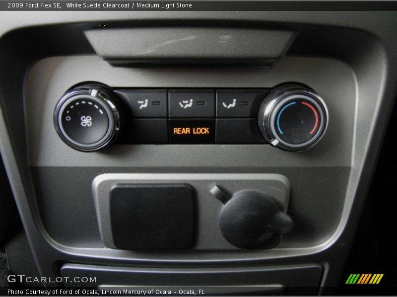 White Suede Clearcoat / Medium Light Stone 2009 Ford Flex SE