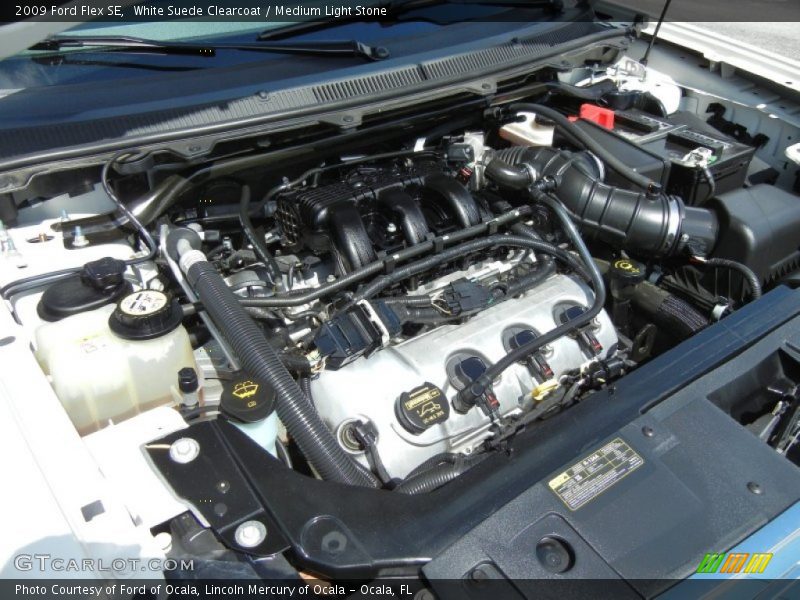 White Suede Clearcoat / Medium Light Stone 2009 Ford Flex SE