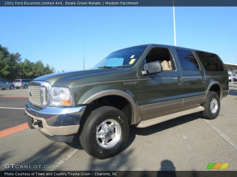 Front 3/4 View of 2001 Excursion Limited 4x4