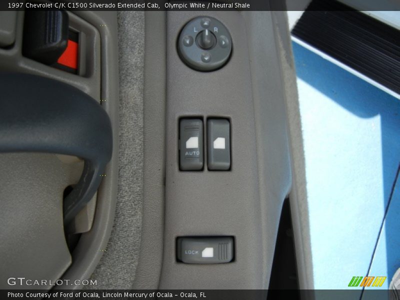 Controls of 1997 C/K C1500 Silverado Extended Cab