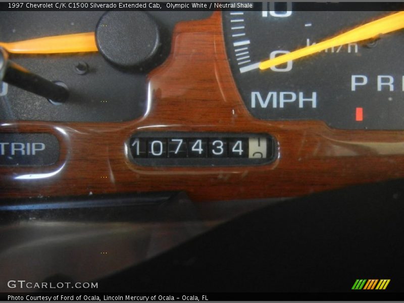 Olympic White / Neutral Shale 1997 Chevrolet C/K C1500 Silverado Extended Cab
