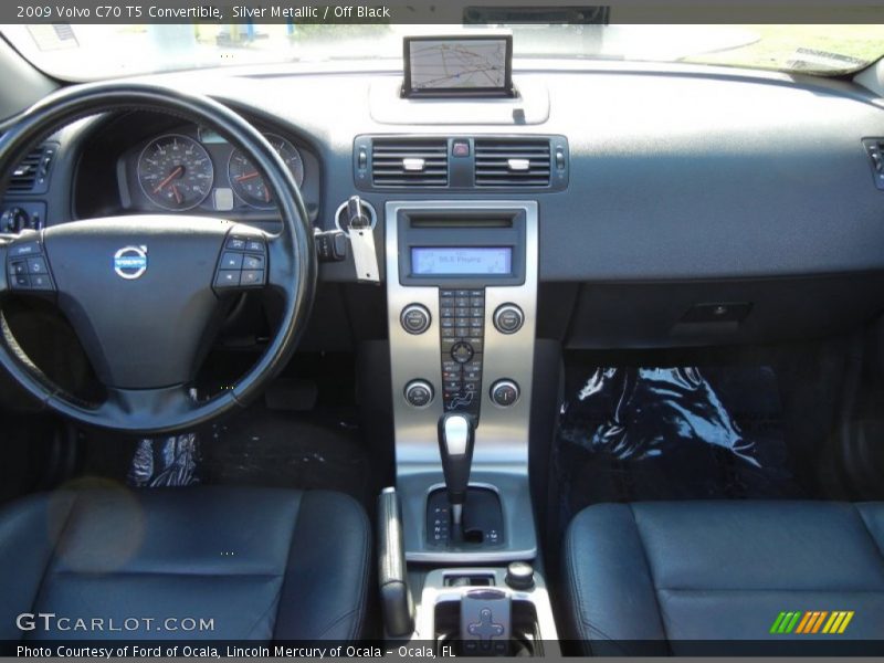 Silver Metallic / Off Black 2009 Volvo C70 T5 Convertible