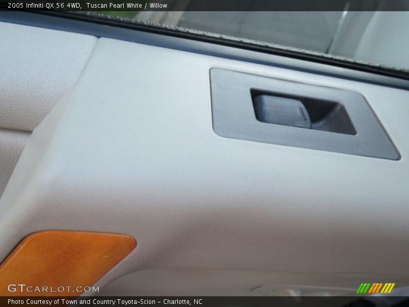 Tuscan Pearl White / Willow 2005 Infiniti QX 56 4WD