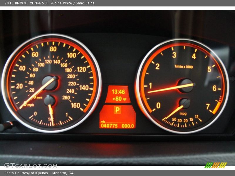 Alpine White / Sand Beige 2011 BMW X5 xDrive 50i