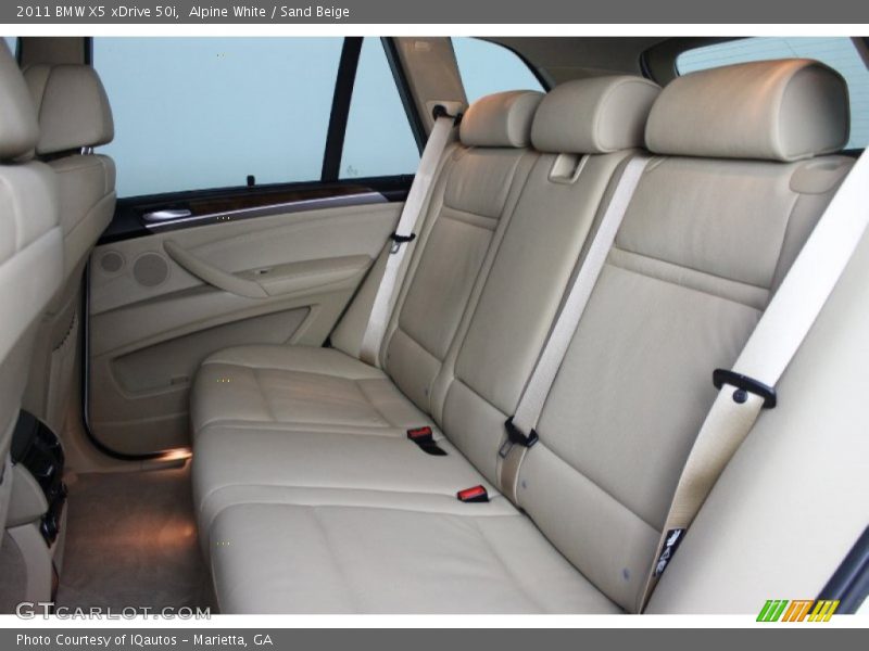 Alpine White / Sand Beige 2011 BMW X5 xDrive 50i