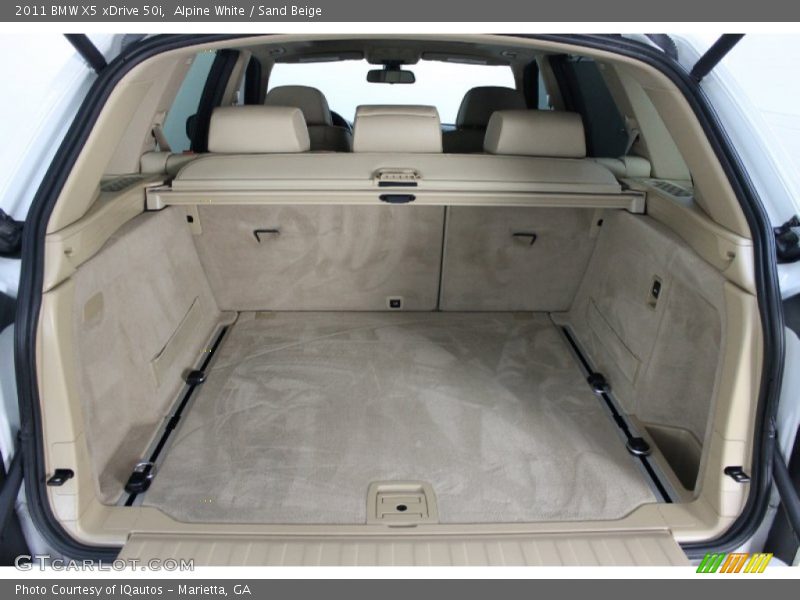 Alpine White / Sand Beige 2011 BMW X5 xDrive 50i