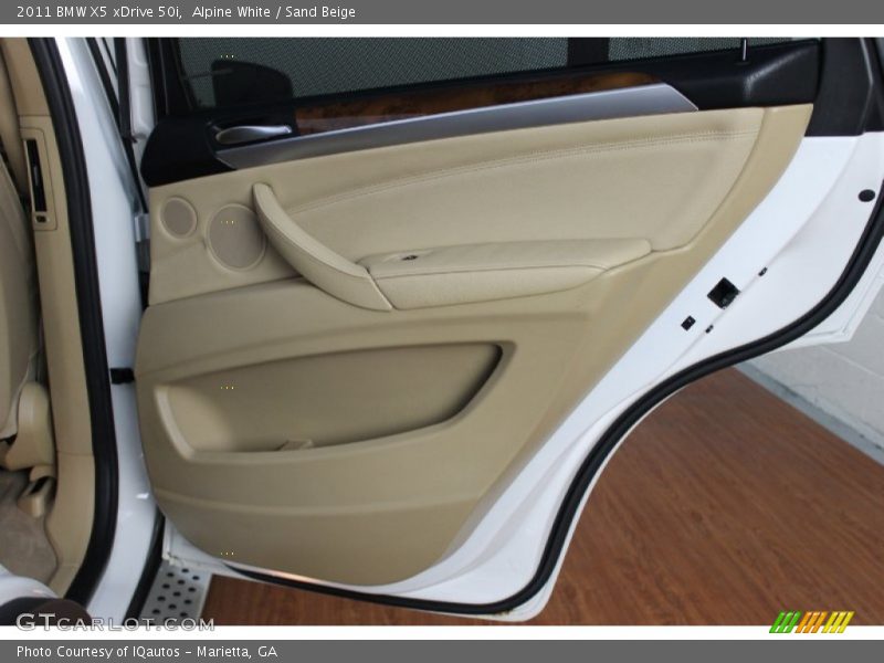 Alpine White / Sand Beige 2011 BMW X5 xDrive 50i