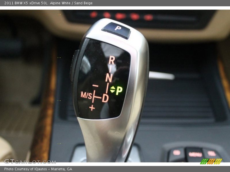 Alpine White / Sand Beige 2011 BMW X5 xDrive 50i