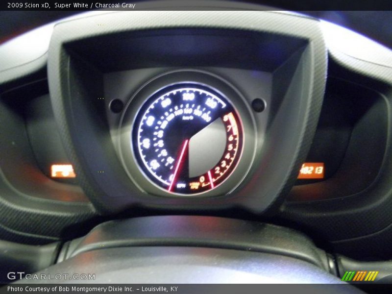 Super White / Charcoal Gray 2009 Scion xD