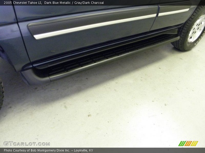 Dark Blue Metallic / Gray/Dark Charcoal 2005 Chevrolet Tahoe LS