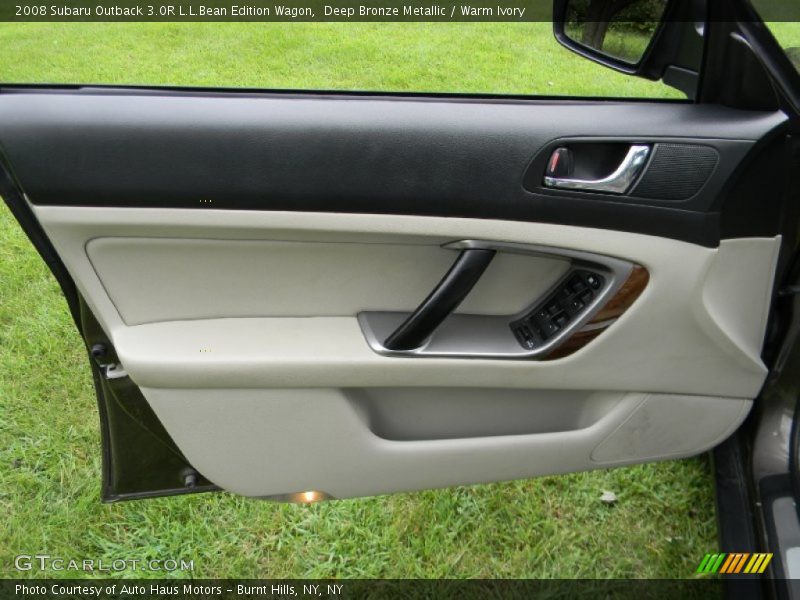 Door Panel of 2008 Outback 3.0R L.L.Bean Edition Wagon